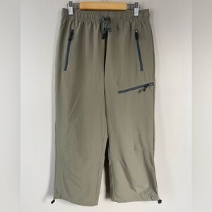 NWOT Xtansuo Hiking Capri